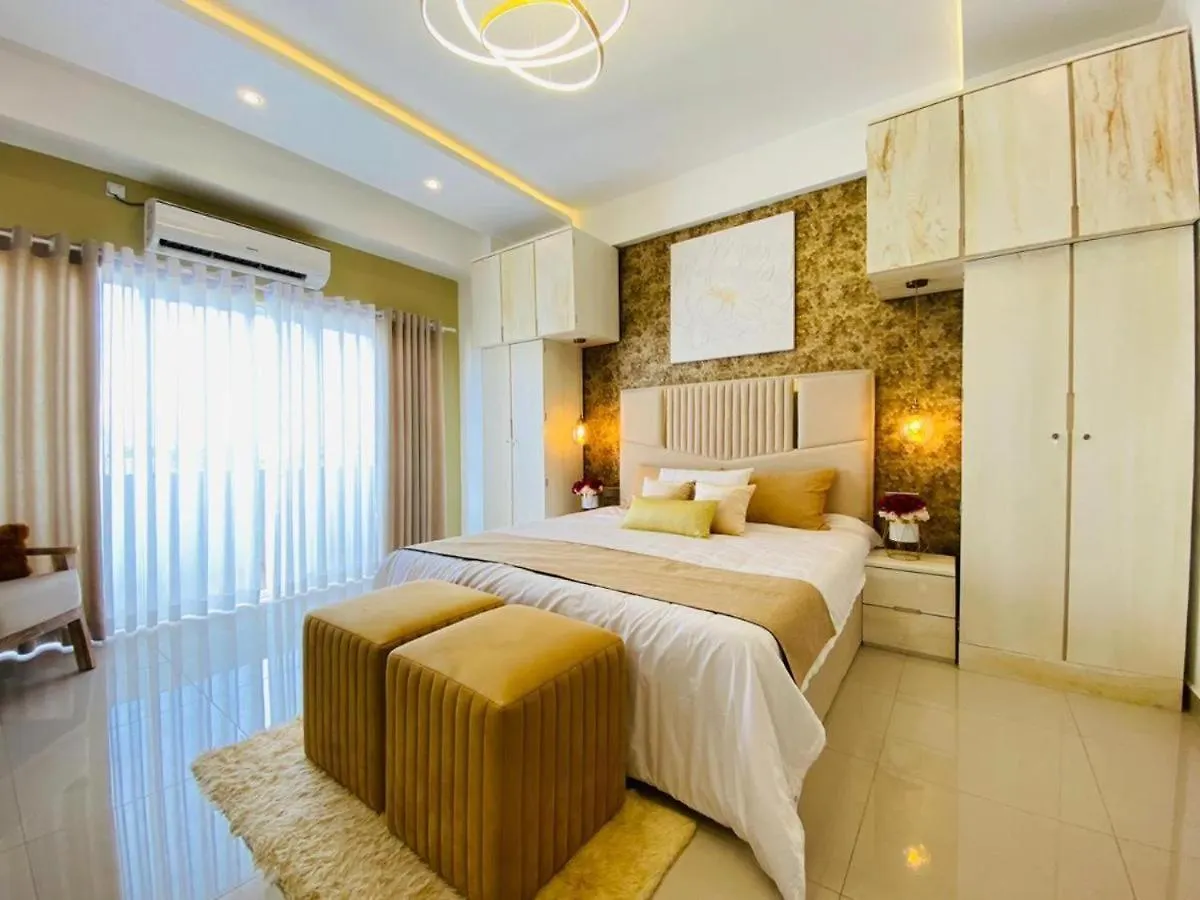 High Tides At Ocean Breeze Appartement Negombo